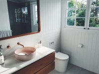 Zo decoreer je je badkamer zonder diep in de buidel te tasten