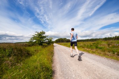 Waarom mannen dubbel zoveel moeten sporten voor hun hart